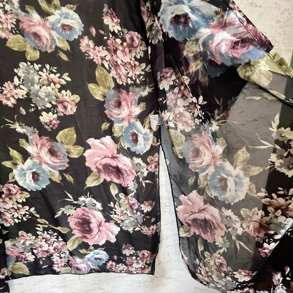 Sheer Floral Kimono Robe Sz M Made in USA Beach Cover-Up - Picture 4 of 15